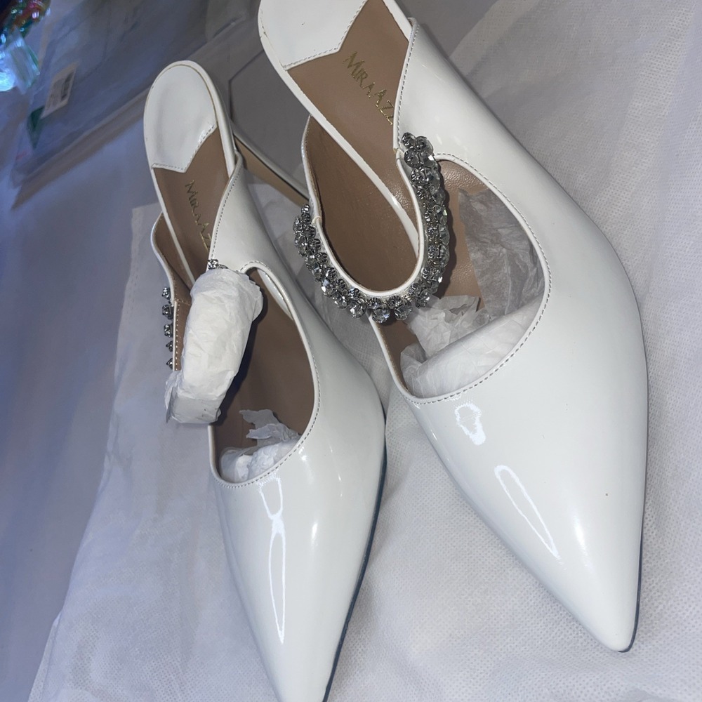 NEW White Heel Pumps Silver Gemstone Strap Pointed Toe Slip-on 10.5‎ MiraAzzurra